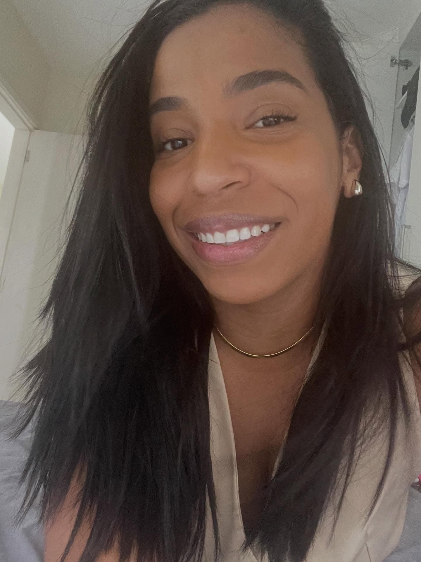 Retrato da Dra. Marcelle Cristine sorrindo